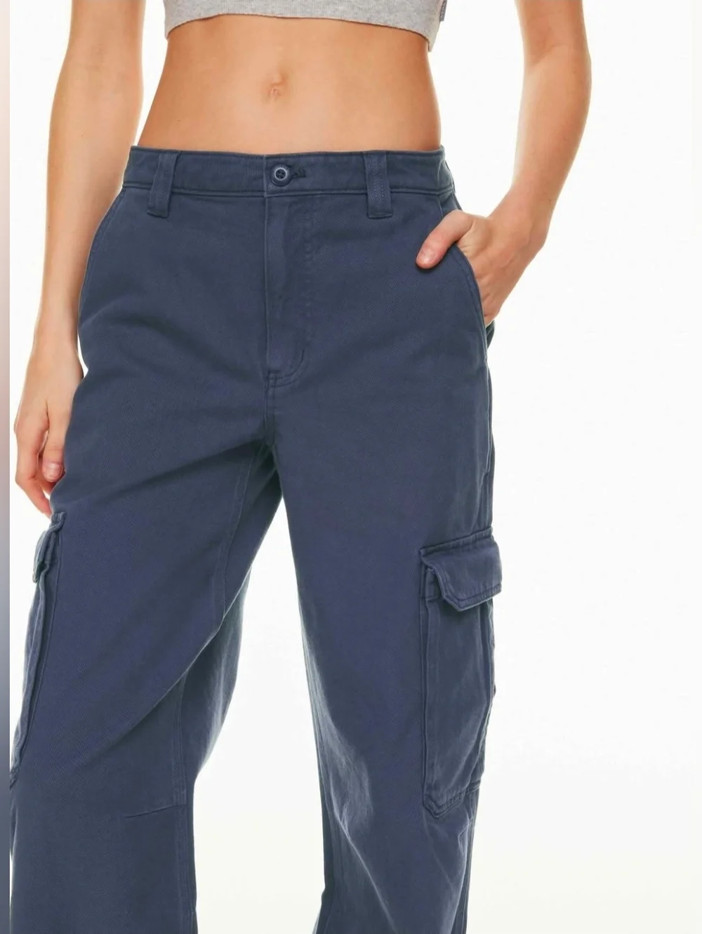 the cargo pants - Picture 3 of 3